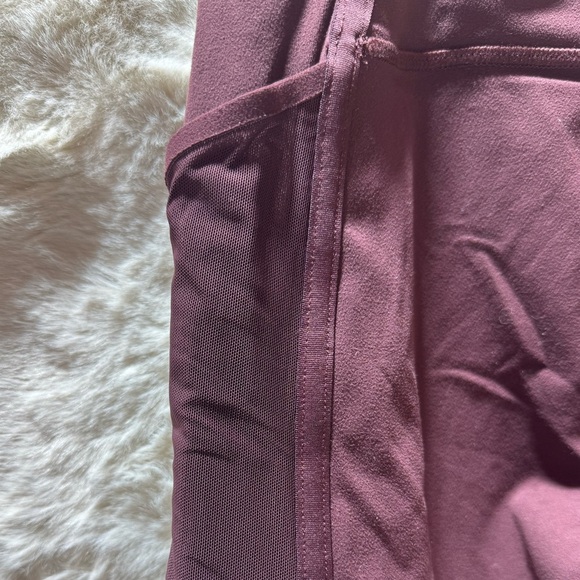 ATHLETA Leggings Women's Medium Burgundy Vitality Stash Pocket 7/8 S Tight Mesh - Picture 8 of 15